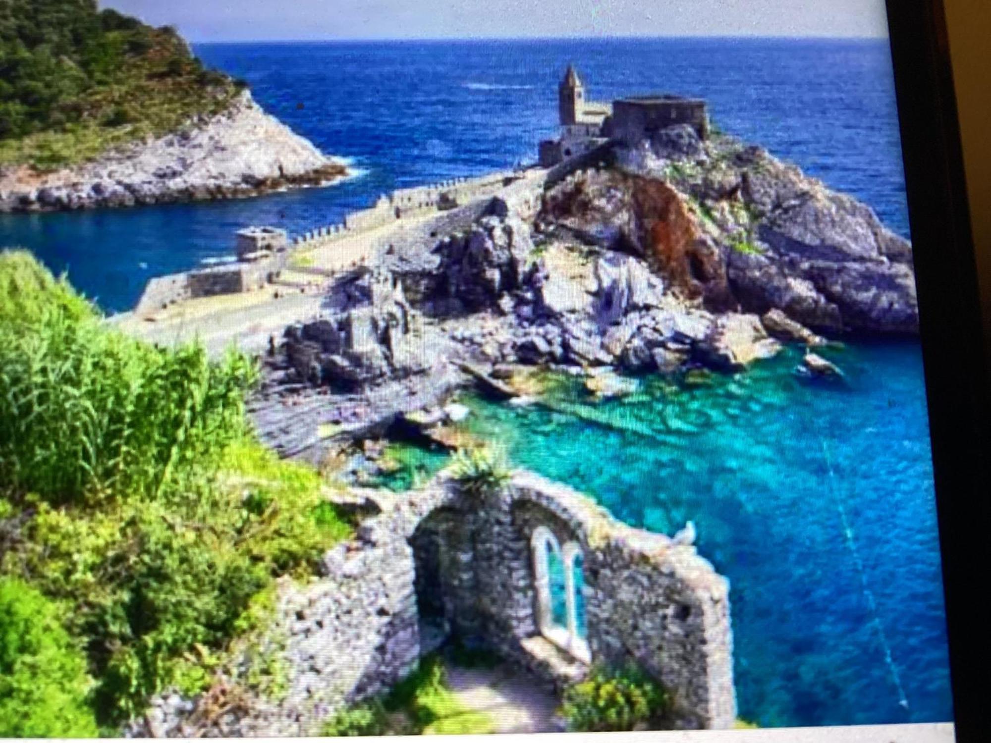 Апартаменты Cinque Terre House Of The Port With Parking Специя Экстерьер фото