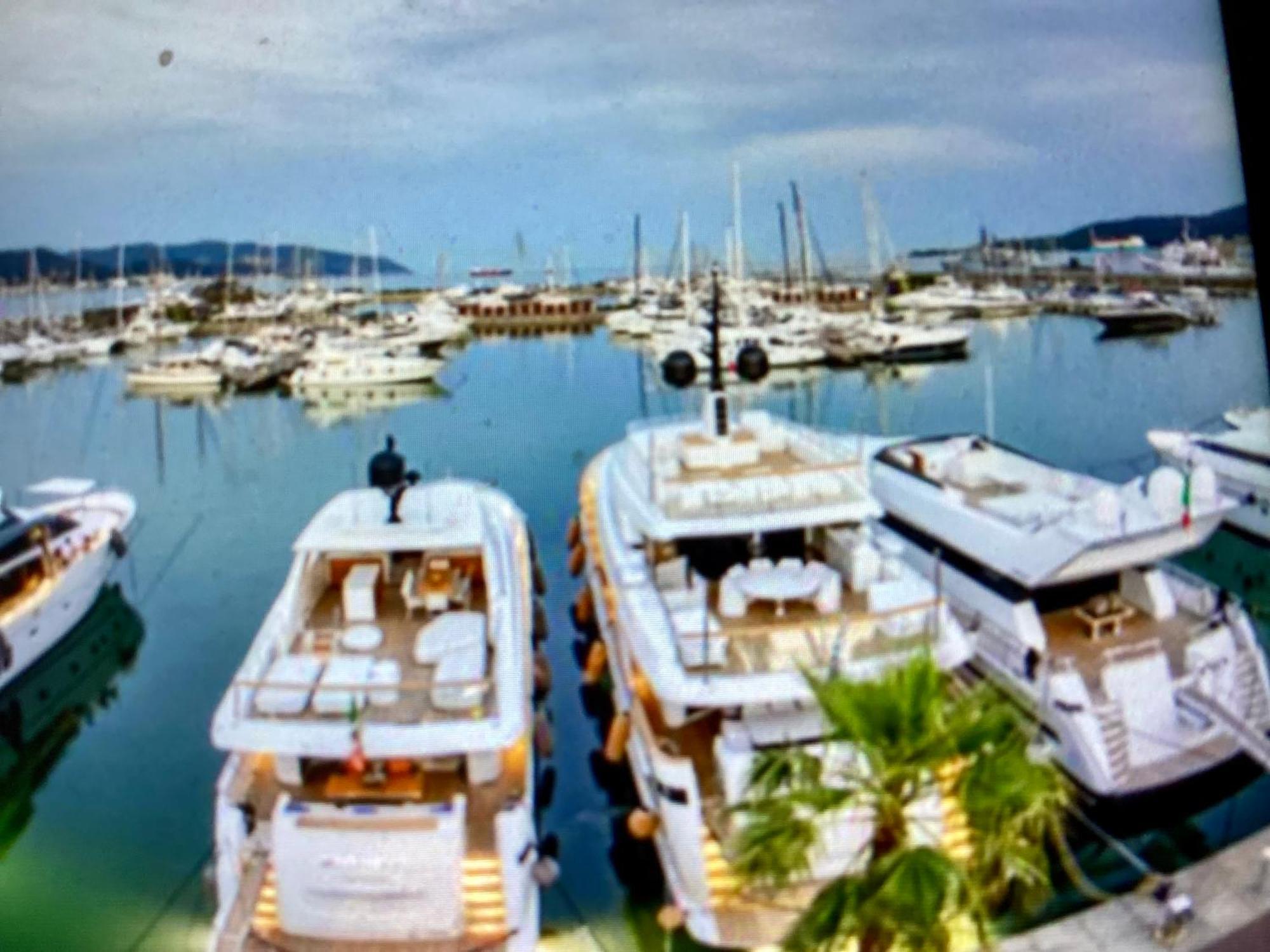Апартаменты Cinque Terre House Of The Port With Parking Специя Экстерьер фото